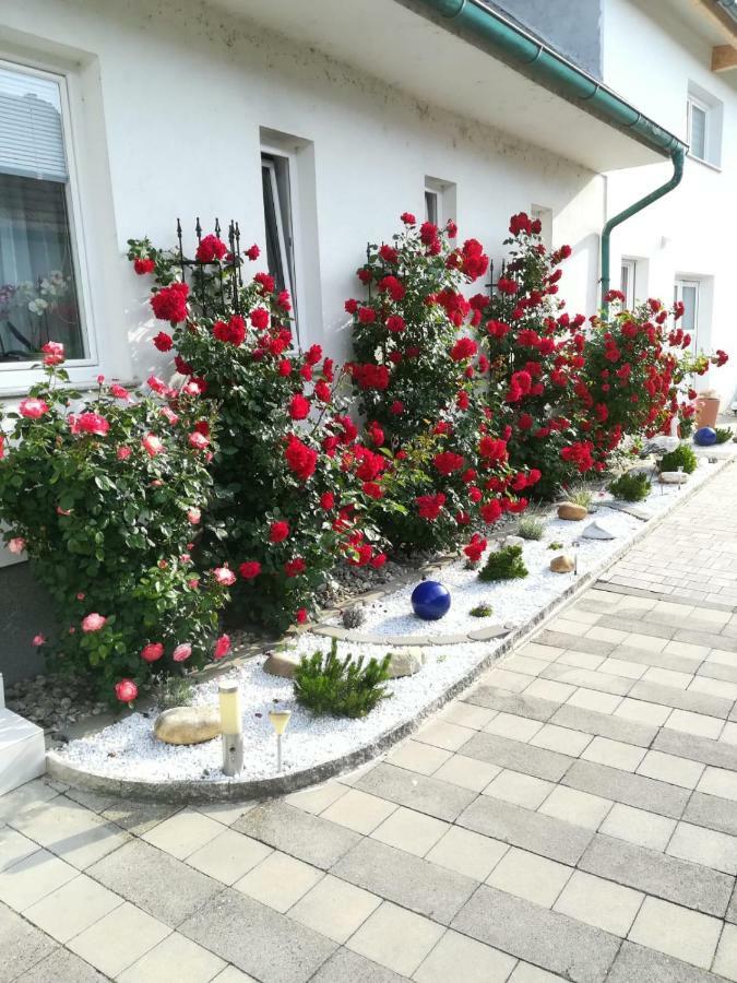 Gaestezimmer Resi Илмиц Екстериор снимка